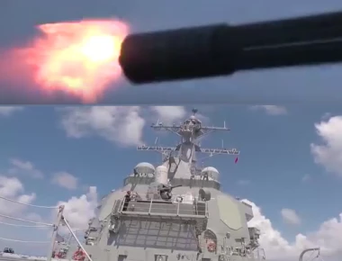 Phalanx CIWS: Το απόλυτο ναυτικό οπλικό σύστημα εν δράσει! (βίντεο)